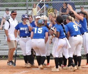 Chiefland's Macie Thomas' HR gave the West a 4-2 win